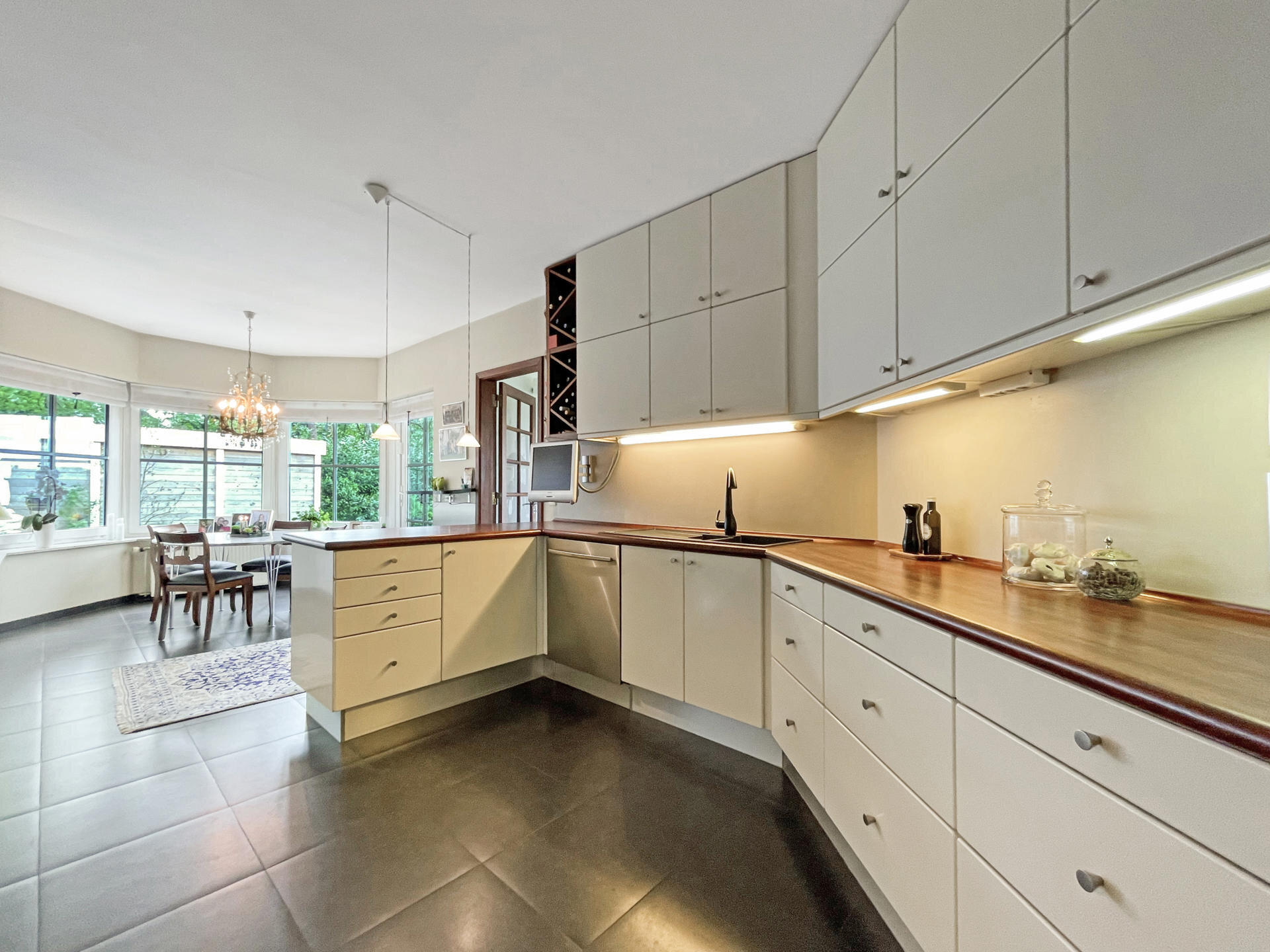 097207381d4e4061ae65ac8001481782.jpg