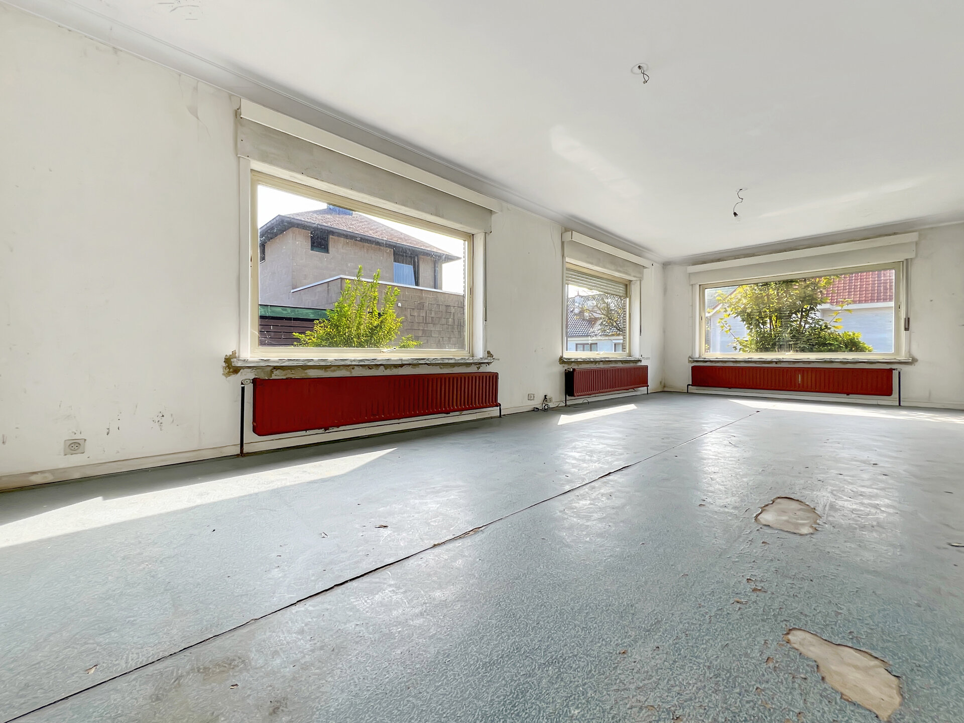 26b8808f1c514011a815b62f4d5fbf6d.jpg