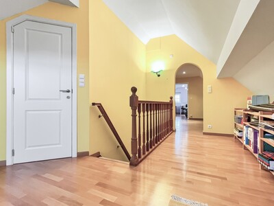 a77ad04ef2dd4a2594fb0e1c4004eb70.jpg